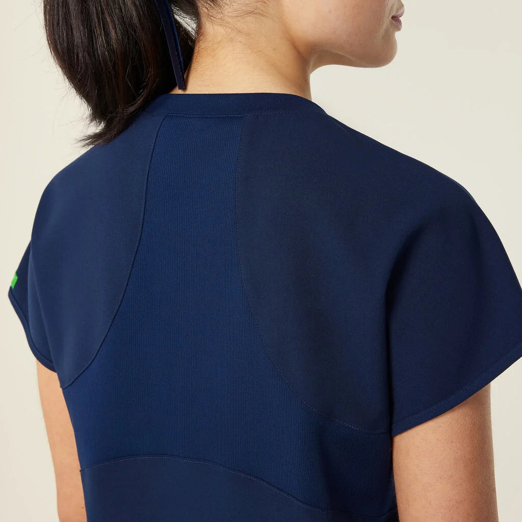 Invigorate Crew Neck Scrub Top CATUY7 - NVB
