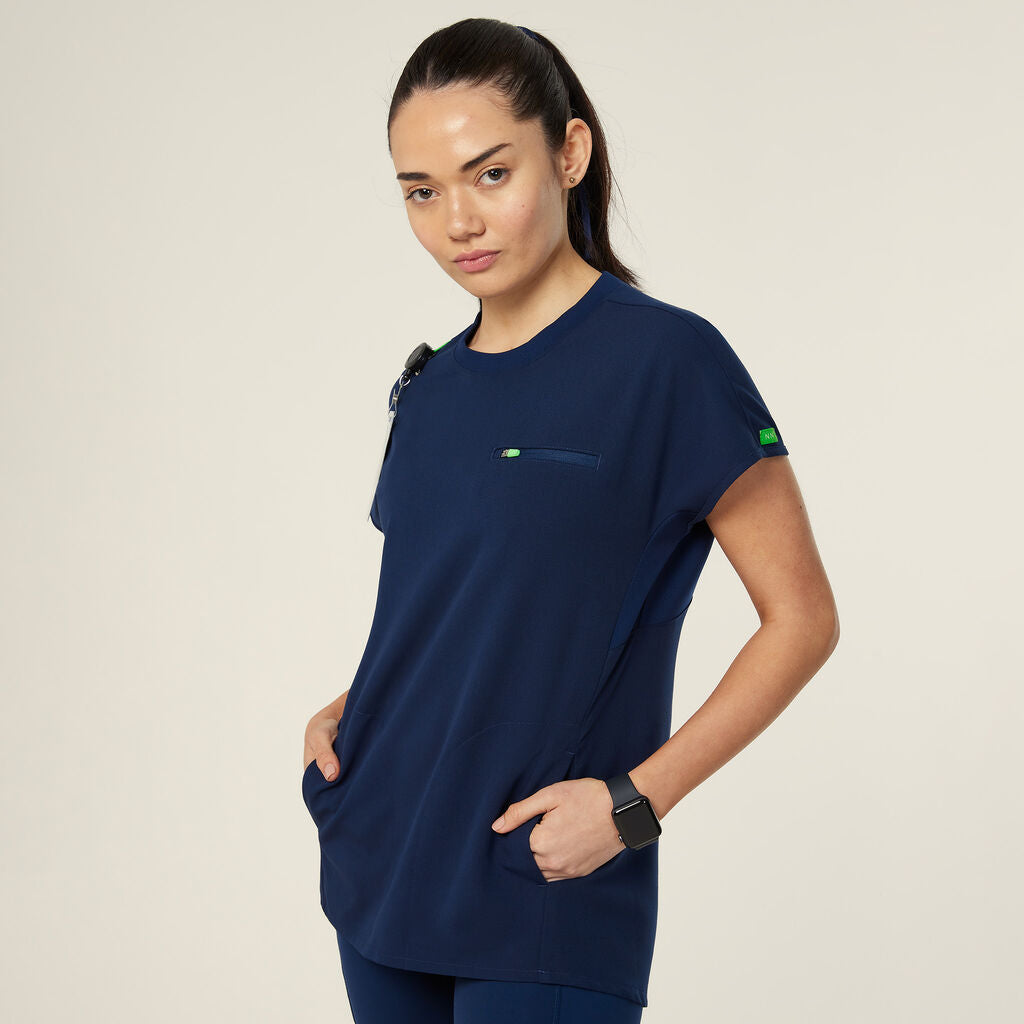 Invigorate Crew Neck Scrub Top CATUY7 - NVB
