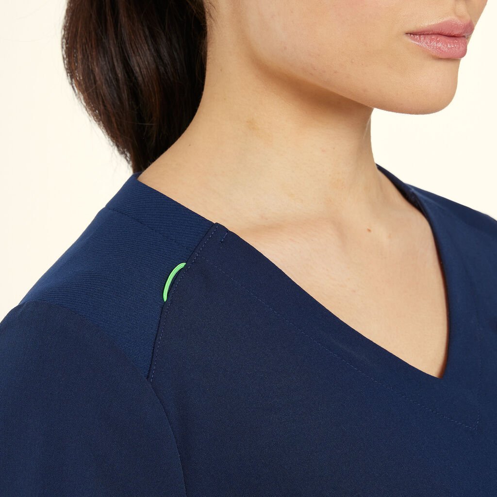 Invigorate Helen Scrub Top CATUWX